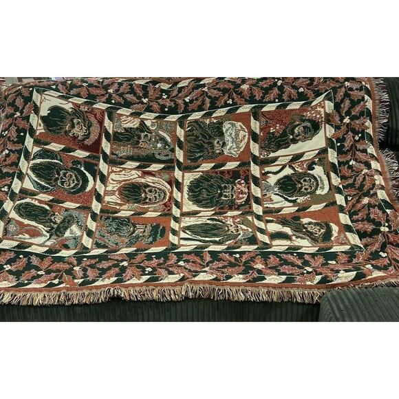 Goodwin Weavers Christmas 12 Santas Saint Nicholas Holiday Throw Blanket 68"x46" - Picture 7 of 12